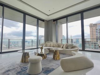 For rent and for sale 3 bedrooms condo in Pathum Wan, Bangkok