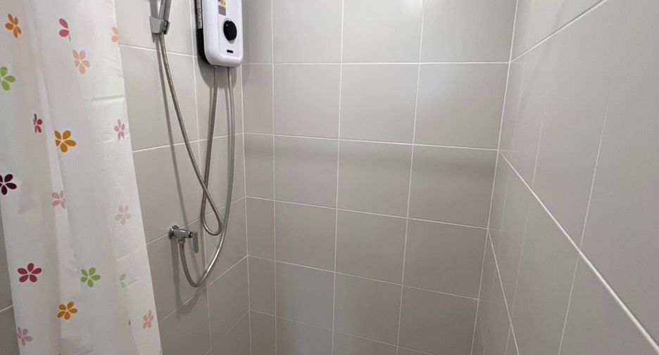 For rent 1 bed condo in Mueang Samut Prakan, Samut Prakan