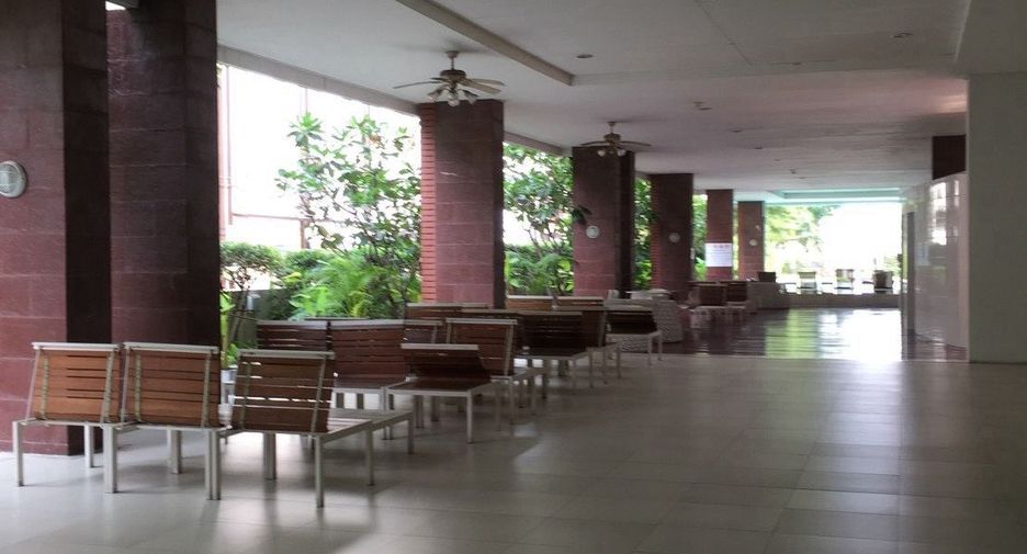 For rent 2 ベッドルーム condo in Sathon, Bangkok