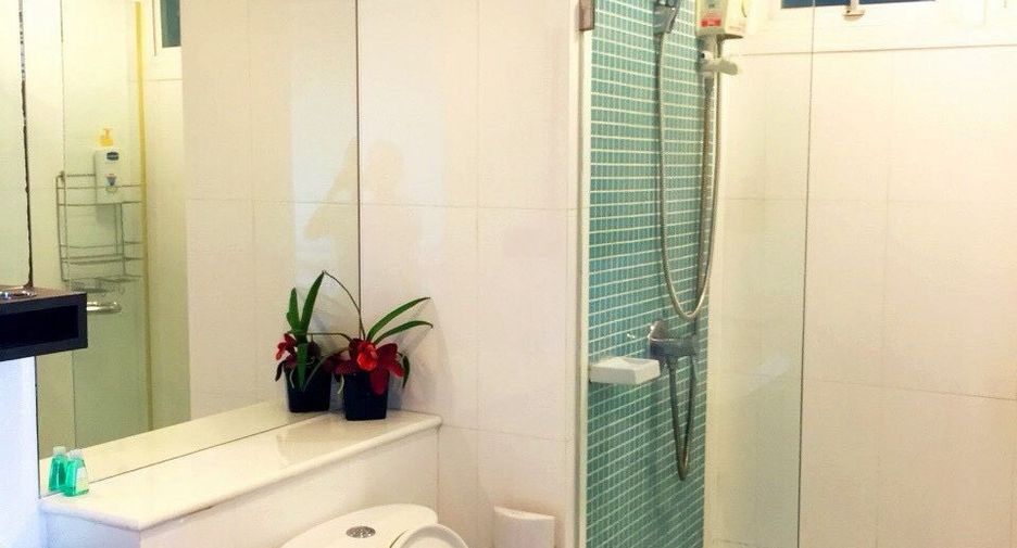 For rent 2 ベッドルーム condo in Sathon, Bangkok