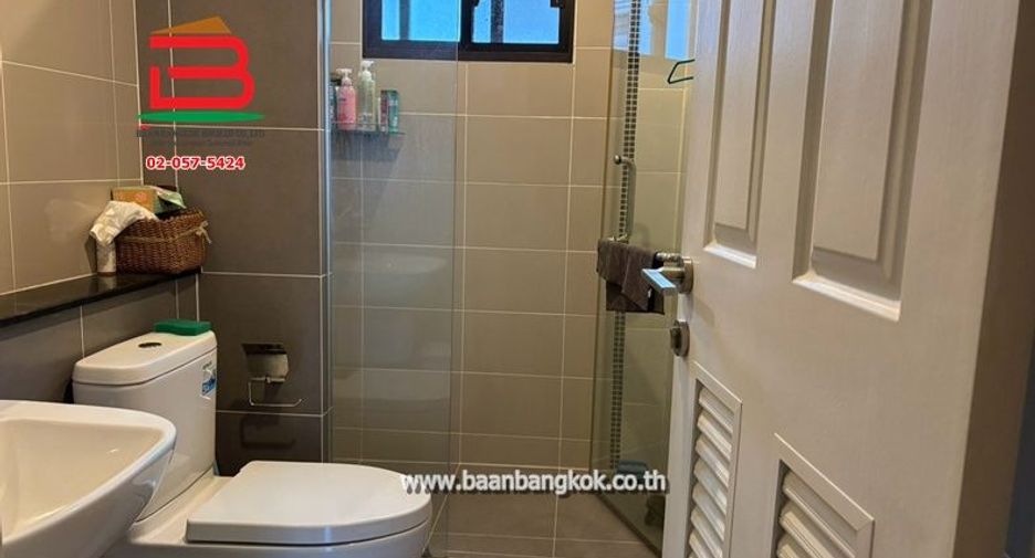 For sale 3 bedrooms house in Pak Kret, Nonthaburi