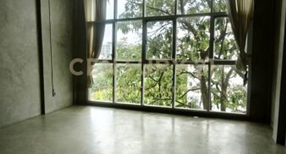 Gewerbefläche zur Miete mit 5 Zimmer in Wang Thonglang, Bangkok