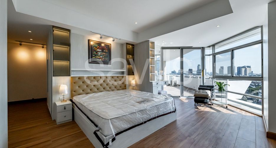 For sale 4 ベッドルーム condo in Watthana, Bangkok