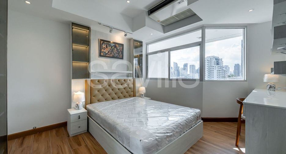 For sale 4 ベッドルーム condo in Watthana, Bangkok