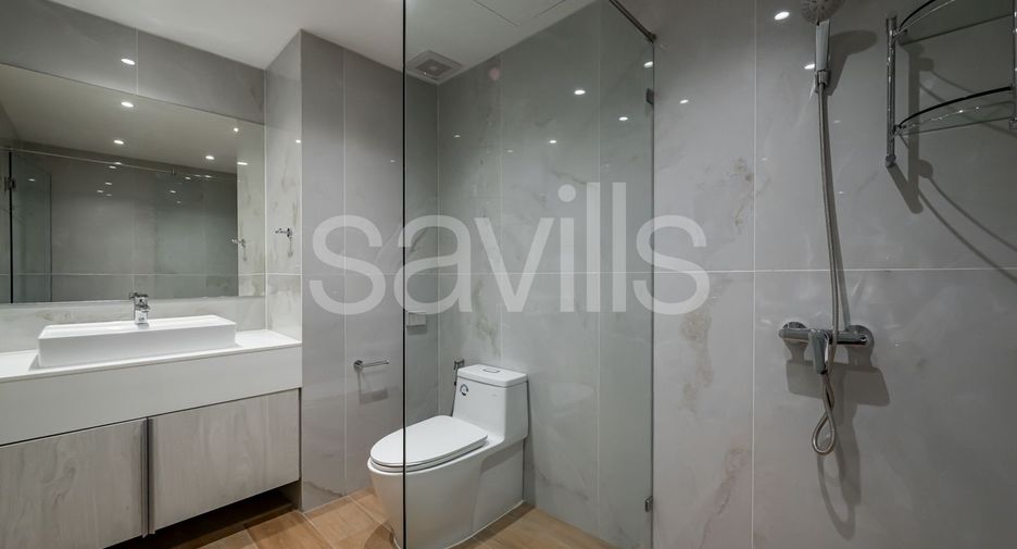 For sale 4 ベッドルーム condo in Watthana, Bangkok