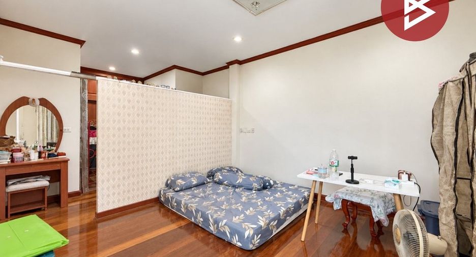 For sale 4 bedrooms house in Bang Phae, Ratchaburi
