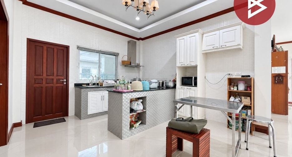 For sale 4 bedrooms house in Bang Phae, Ratchaburi