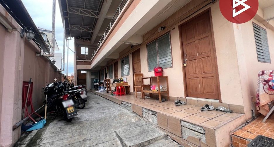 For sale 25 ベッドルーム apartment in Mueang Samut Prakan, Samut Prakan