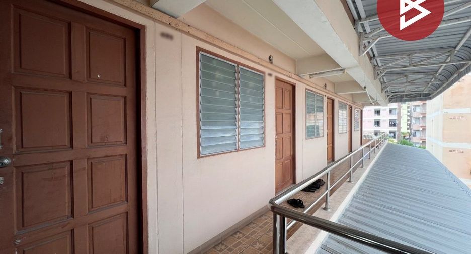 For sale 25 ベッドルーム apartment in Mueang Samut Prakan, Samut Prakan