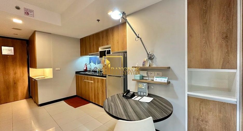 À louer 1 chambre appartement avec services à Watthana, Bangkok