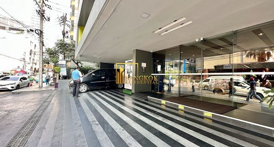 À louer 1 chambre appartement avec services à Watthana, Bangkok