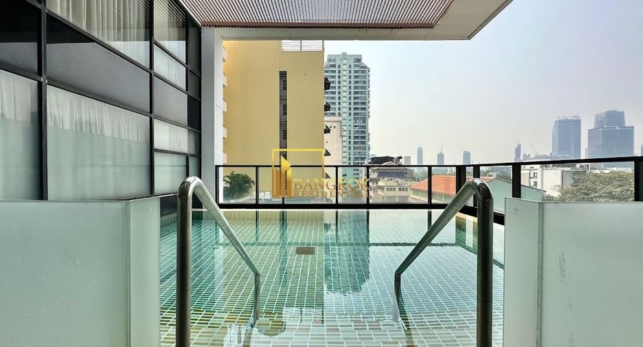 À louer 1 chambre appartement avec services à Khlong Toei, Bangkok