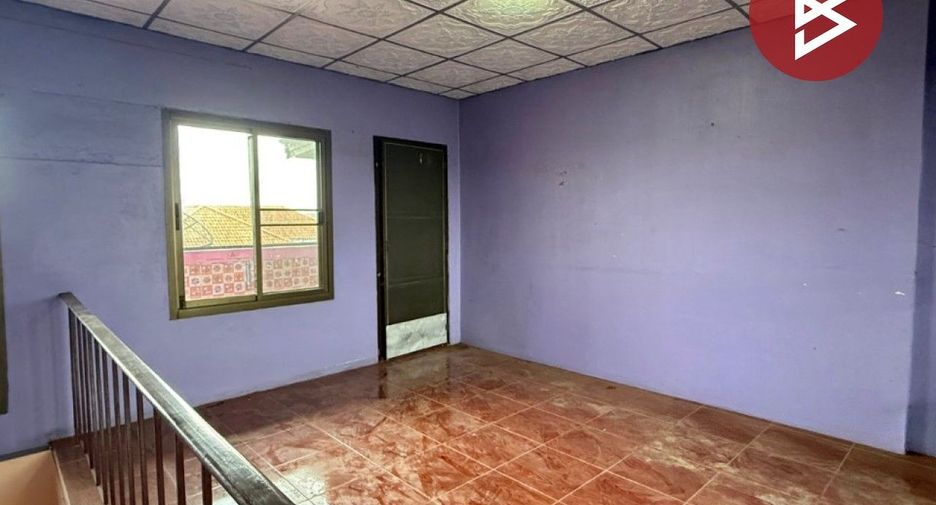 For sale 1 bed retail Space in Sam Phran, Nakhon Pathom