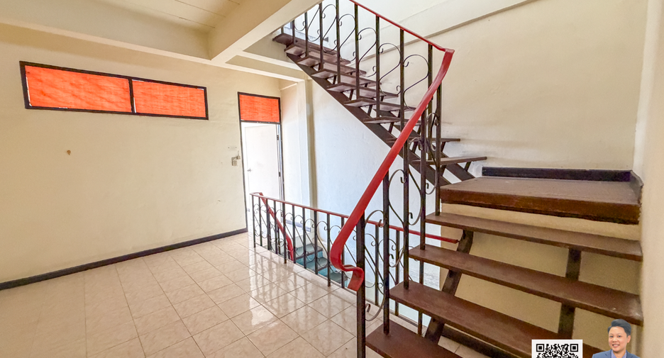 Gewerbefläche zur Miete mit 3 Zimmer in Don Mueang, Bangkok