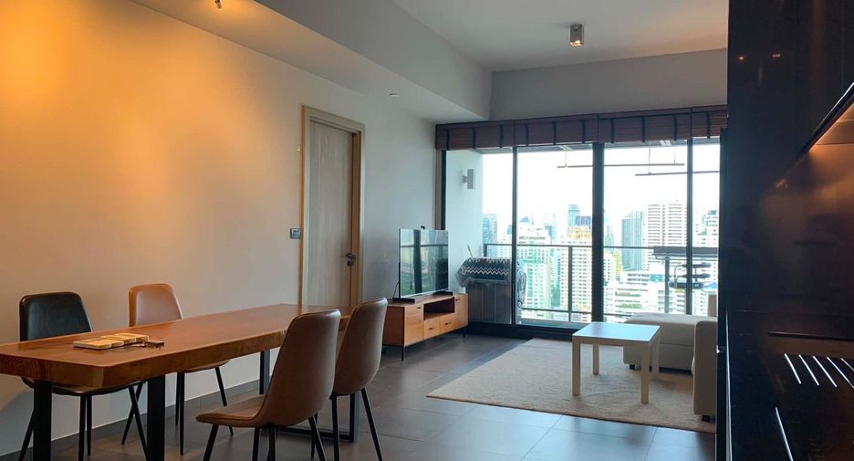 À vendre 2 chambres condo à Watthana, Bangkok