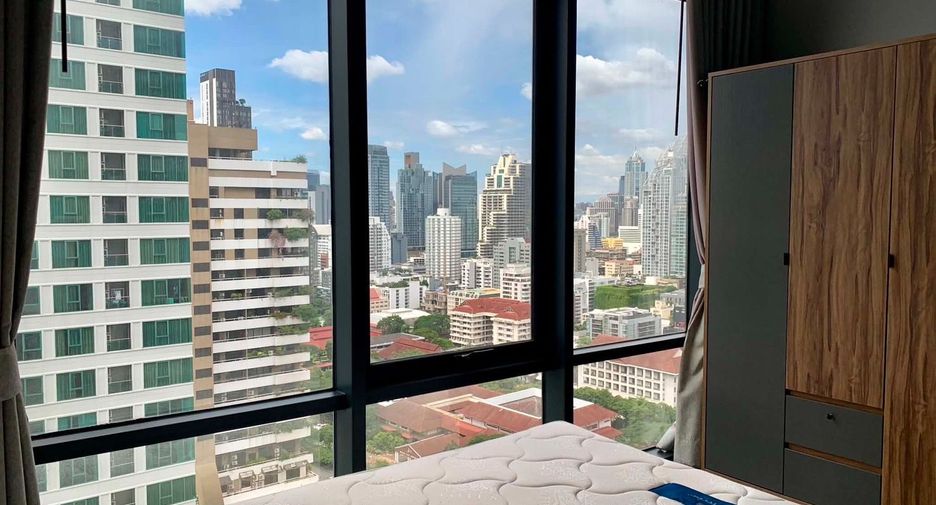 À vendre 2 chambres condo à Watthana, Bangkok