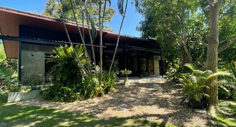 For rent 2 bedrooms house in Mae Rim, Chiang Mai