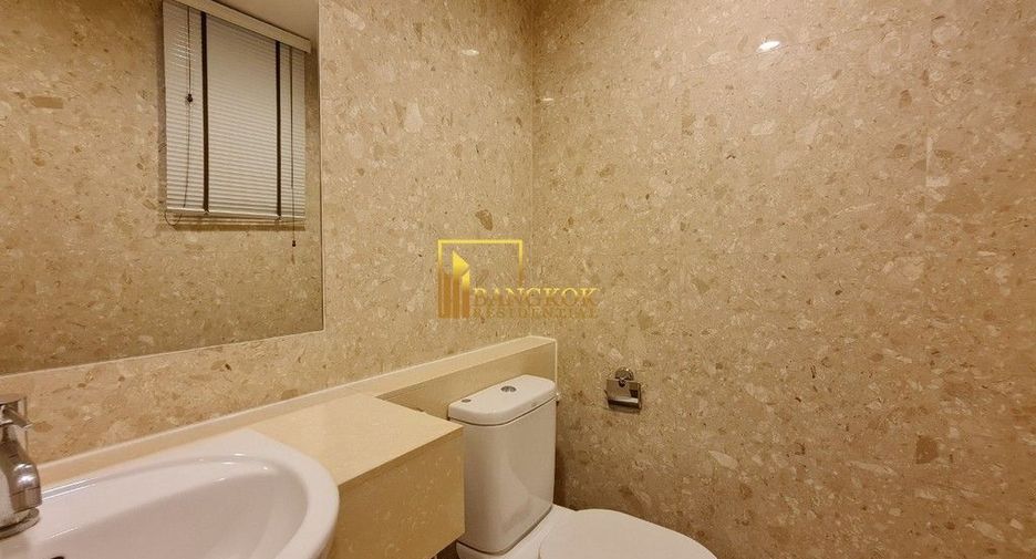 For rent 2 bedrooms apartment in Watthana, Bangkok