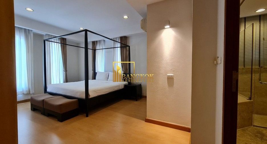 For rent 2 bedrooms apartment in Watthana, Bangkok