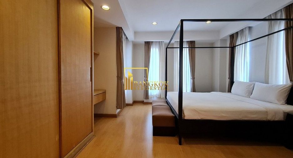For rent 2 bedrooms apartment in Watthana, Bangkok