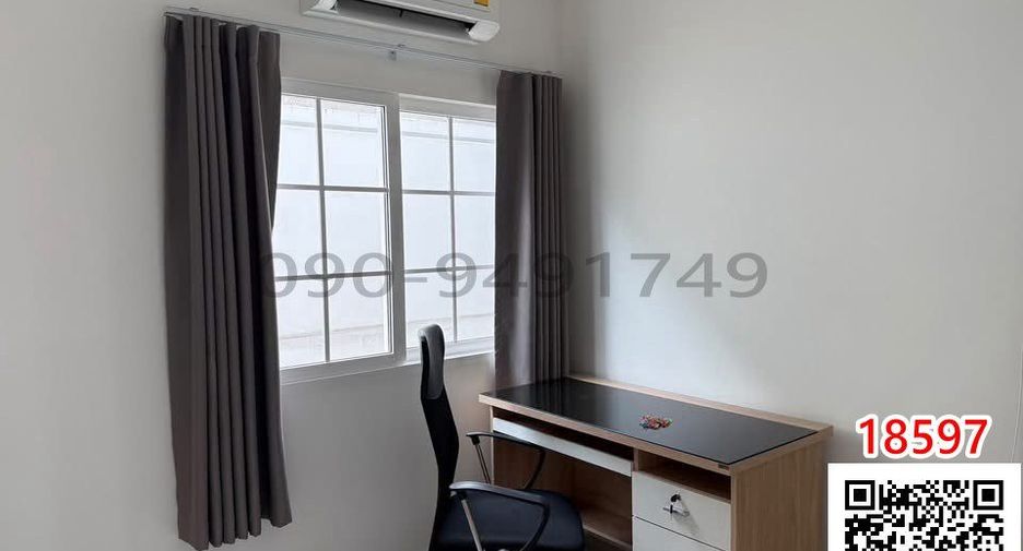 出租 4 卧室 联排别墅 在 Bang Phli, Samut Prakan