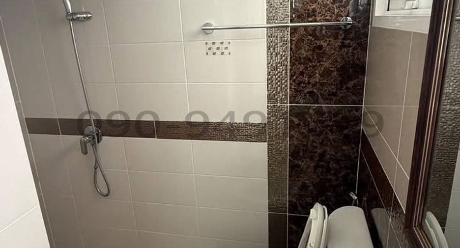 出租 4 卧室 联排别墅 在 Bang Phli, Samut Prakan
