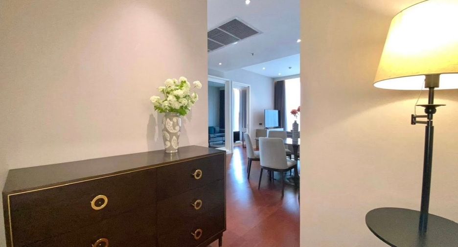 For sale 2 ベッドルーム condo in Watthana, Bangkok