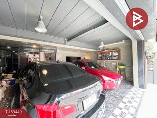 Casa adosada en venta de 5 habitaciones en Bang Na, Bangkok