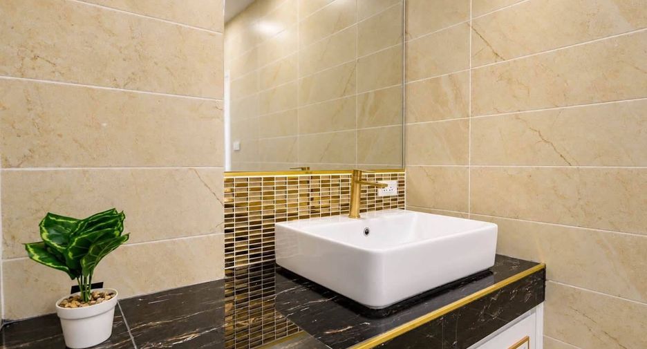 For sale 1 bed condo in Bang Lamung, Chonburi