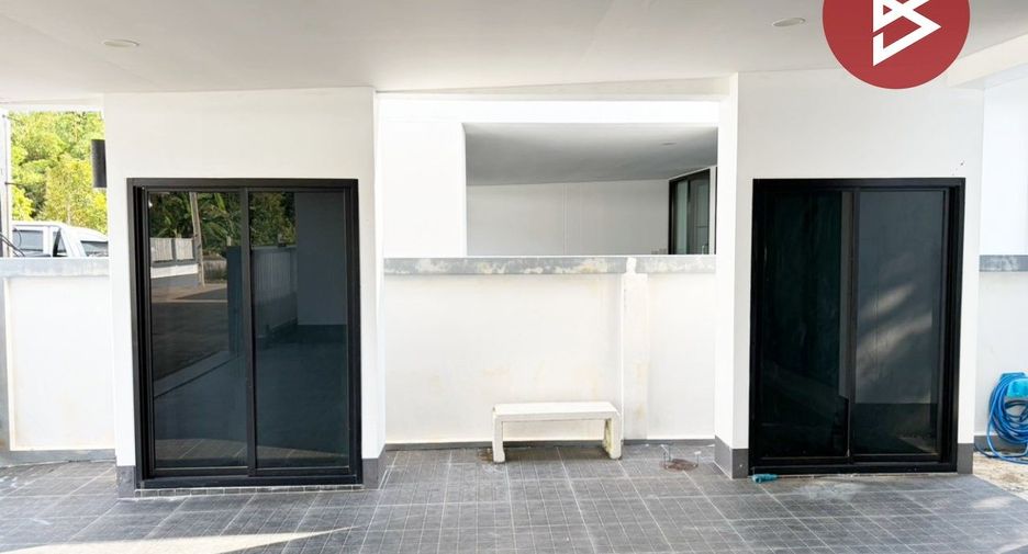 For sale 3 bedrooms house in Mueang Chanthaburi, Chanthaburi