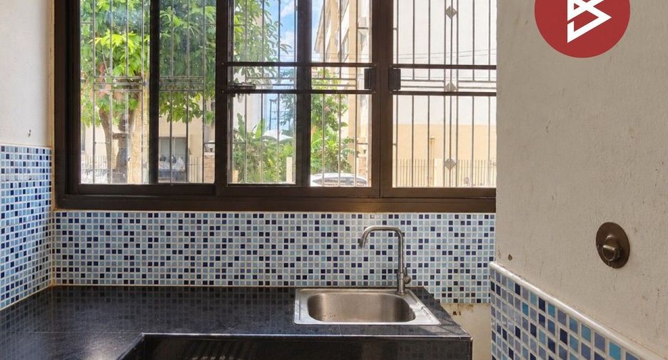 À vendre 1 chambre condo à Nakhon Chai Si, Nakhon Pathom