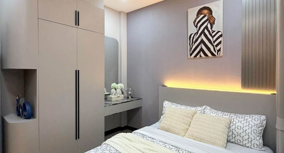 Villa en venta de 4 habitaciones en Bang Lamung, Chonburi