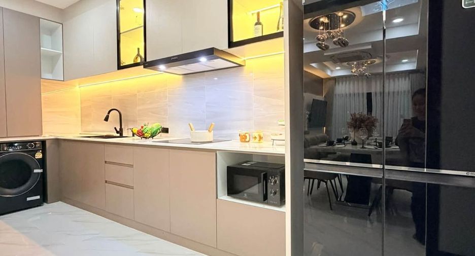 Villa en venta de 4 habitaciones en Bang Lamung, Chonburi