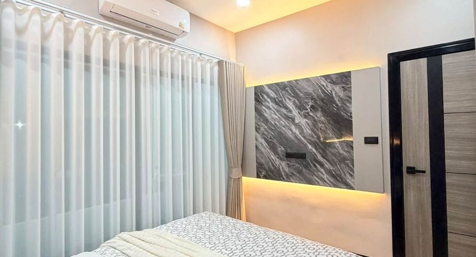 Villa en venta de 4 habitaciones en Bang Lamung, Chonburi