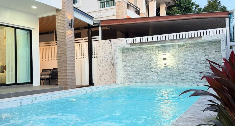 Villa en venta de 4 habitaciones en Bang Lamung, Chonburi
