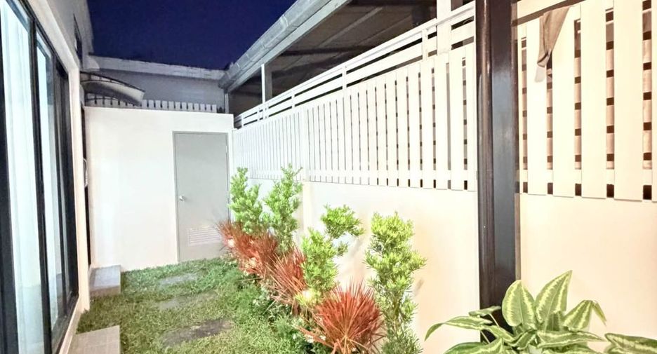 Villa en venta de 4 habitaciones en Bang Lamung, Chonburi