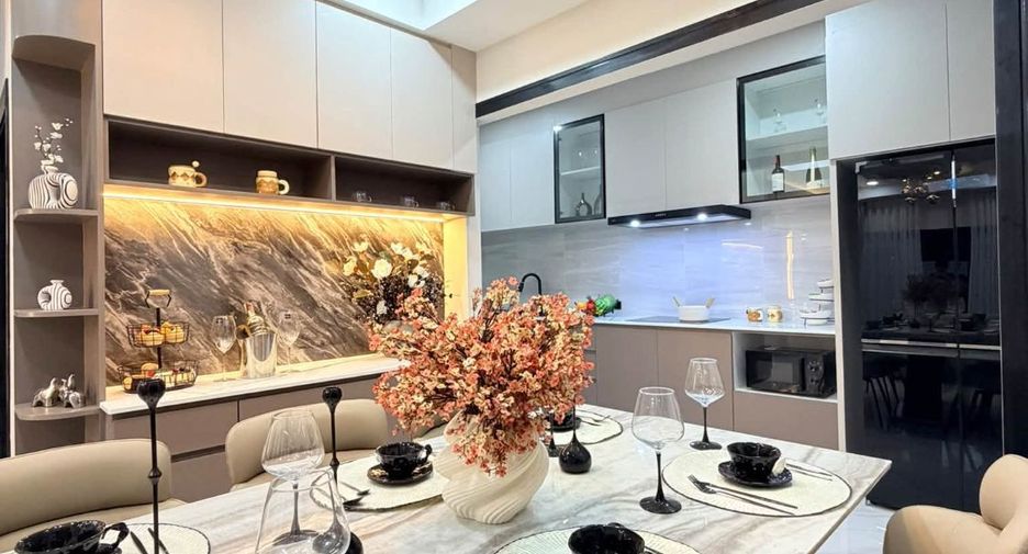 Villa en venta de 4 habitaciones en Bang Lamung, Chonburi