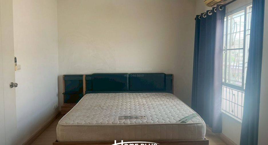 Reihenhaus zum Kauf mit 3 Zimmer in Khlong Sam Wa, Bangkok
