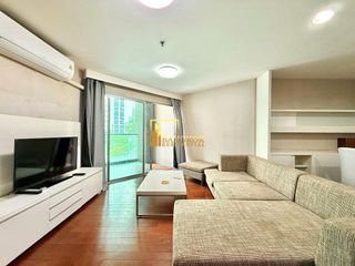 For rent 2 bedrooms condo in Huai Khwang, Bangkok