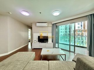 For rent 2 bedrooms condo in Huai Khwang, Bangkok
