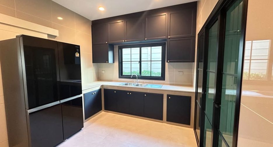 For rent 4 ベッドルーム villa in Mueang Chiang Mai, Chiang Mai