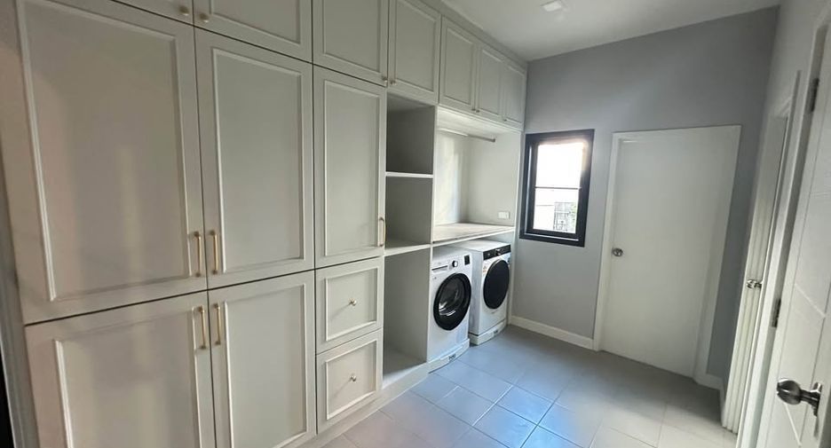 For rent 4 ベッドルーム villa in Mueang Chiang Mai, Chiang Mai