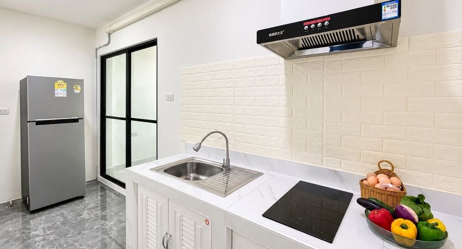 For rent 2 bedrooms house in Bang Lamung, Chonburi