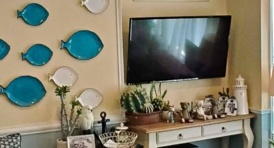 For sale 2 bedrooms condo 