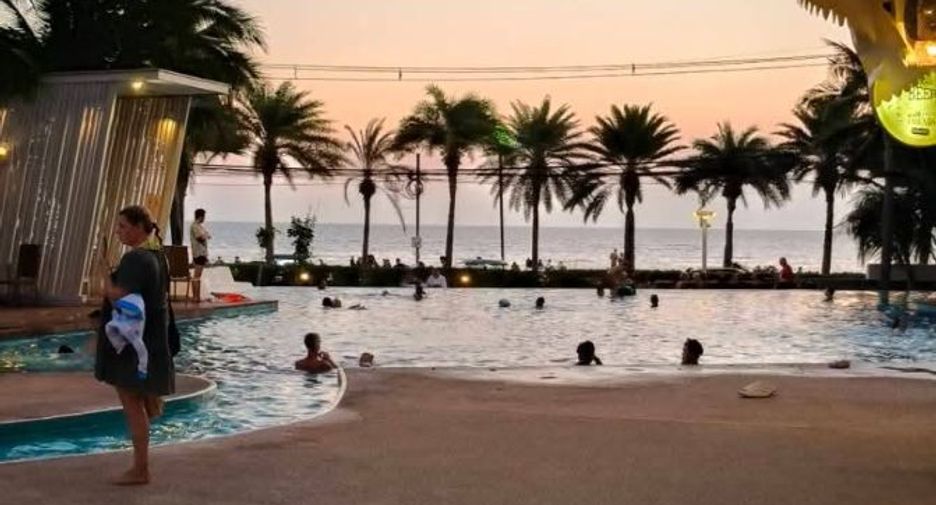 For sale 2 bedrooms condo 