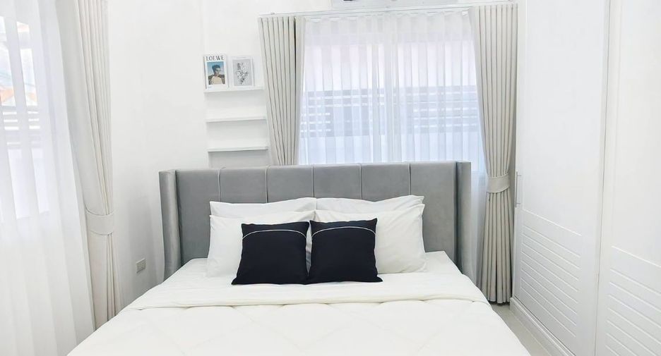 For rent 3 bedrooms house in Bang Lamung, Chonburi
