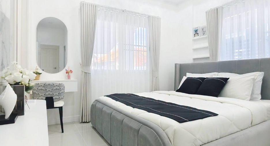 For rent 3 bedrooms house in Bang Lamung, Chonburi