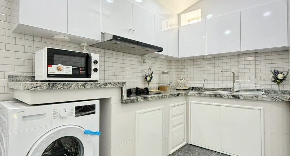 For rent 3 bedrooms house in Bang Lamung, Chonburi