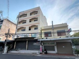 À vendre 1 chambre local commercial à Chok Chai, Nakhon Ratchasima
