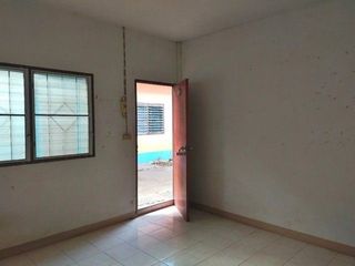 Casa en venta de 1 habitaciones en Chok Chai, Nakhon Ratchasima